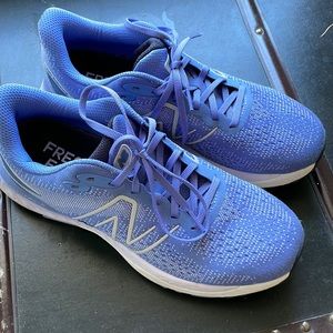 New Balance 880s Like New